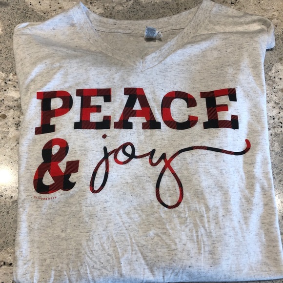 oliver & otis Tops - Peace & Joy long sleeve tee. oliver & otis Tops - Peace & Joy long sleeve tee.